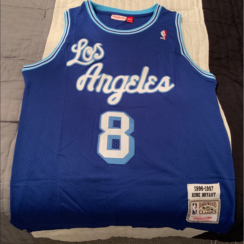 Kobe Bryant jersey